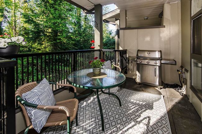 303 - 2135 Heritage Park Lane, Townhouse with 3 bedrooms, 2 bathrooms and 2 parking in North Vancouver BC | Image 31