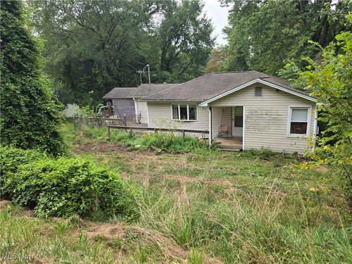 49695 Carmel Achor Rd, Rogers, OH, 44455-9750 | Card Image