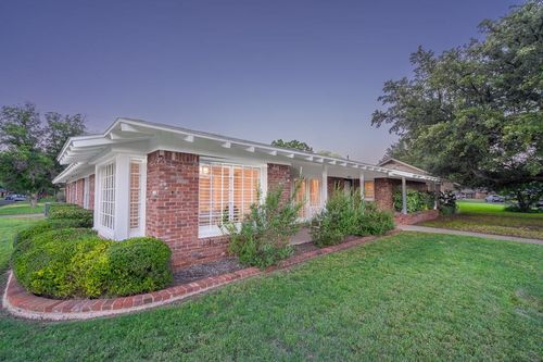 3212 Durant Dr, Midland, TX, 79705-4816 | Card Image
