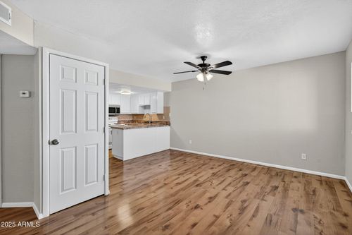 b-304-21622 N 23rd Ave, Phoenix, AZ, 85027-2563 | Card Image