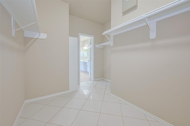 Master Closet | Image 24