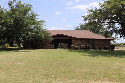 1147 Riverview Dr, Cleburne, TX, 76033-8495 | Card Image
