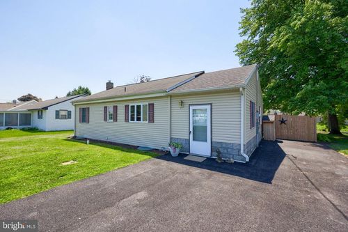 21 Sager Rd, ELIZABETHTOWN, PA, 17022-2869 | Card Image