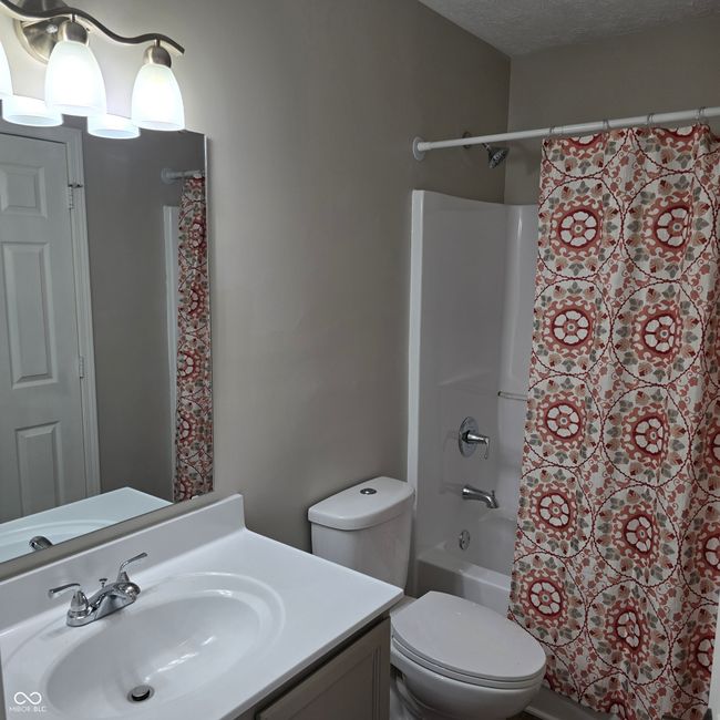 Upadated hall bath with linen closet.. | Image 13