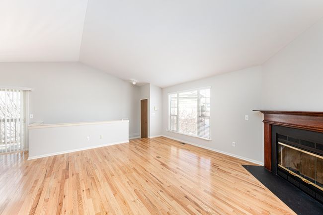 Living Room | Image 7