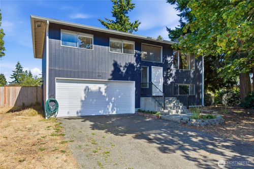 16808 33rd Ave S, SeaTac, WA, 98188-3131 | Card Image