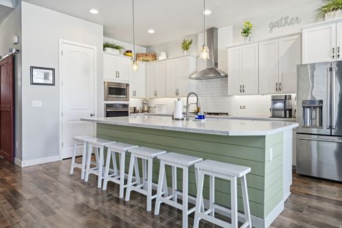 3288 W 2450 N, Lehi, UT, 84048-6061 | Card Image