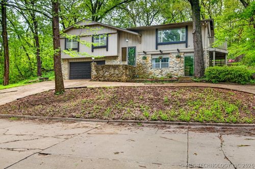 1800 Polaris Dr, Bartlesville, OK, 74006-6110 | Card Image