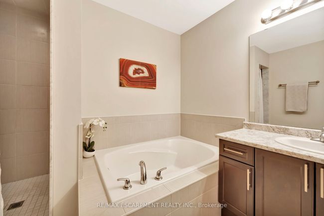 19 Colorado Blvd, House other with 4 bedrooms, 3 bathrooms and 2 parking in Hannon ON | Image 32