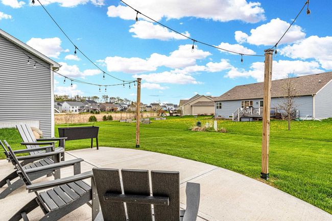 6111 E Red Oak Trail, House other with 3 bedrooms, 3 bathrooms and null parking in MCFARLAND WI | Image 13