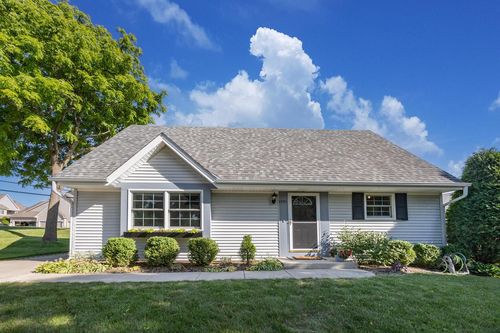1231 Niagara Street, Waukesha, WI, 53186 | Card Image