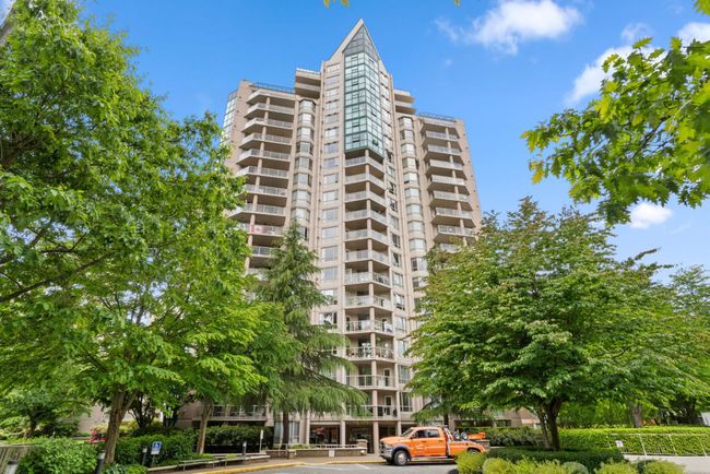 View of apartment building / complex | Image 17