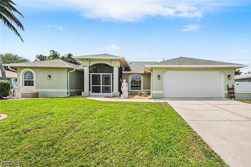 3754 Se 3rd Ave, Cape Coral, FL, 33904-4819 | Card Image