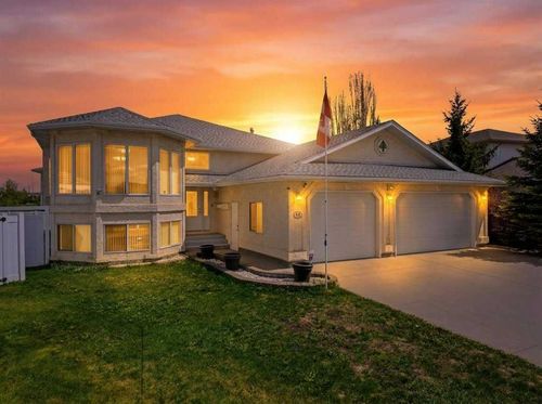 54 Lord Close, Red Deer, AB, T4R2R8 | Card Image