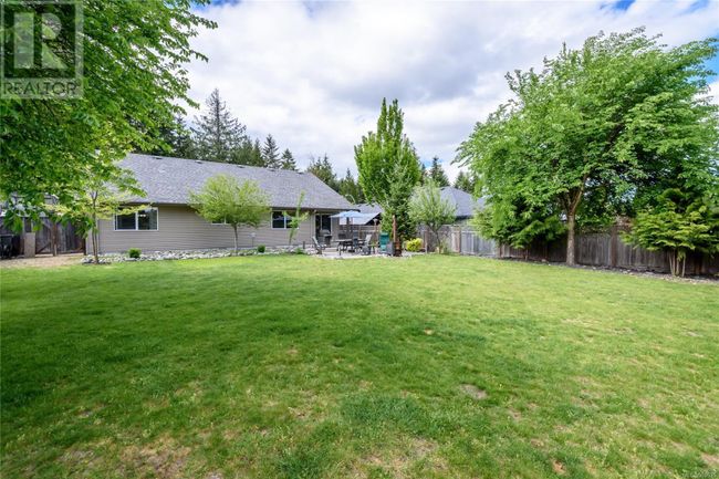 3353 Mill St, House other with 3 bedrooms, 2 bathrooms and 4 parking in Cumberland BC | Image 22