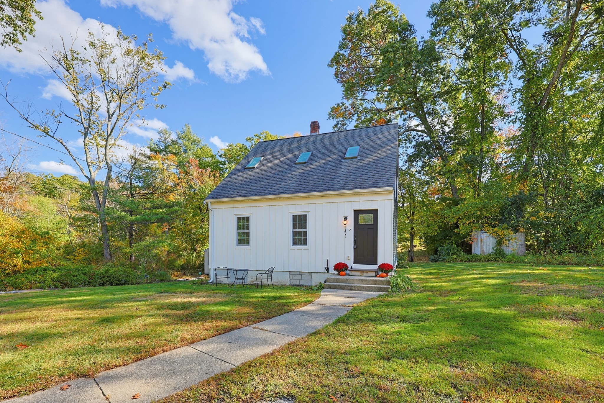 15 W Cedar Rd, For Sale in Norfolk - eXp Realty
