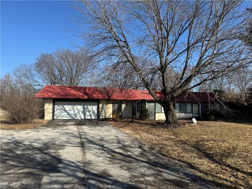 2101 Gambrell St, Greenwood, MO, 64034-9617 | Card Image