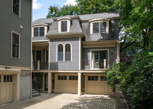 00-37 Mount Vernon St, Cambridge, MA, 02140-2702 | Card Image