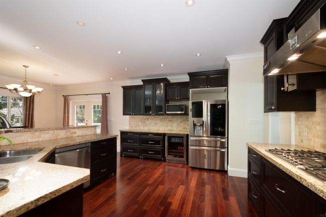 2628 Hardy Crescent, House other with 4 bedrooms, 3 bathrooms and 4 parking in North Vancouver BC | Image 9