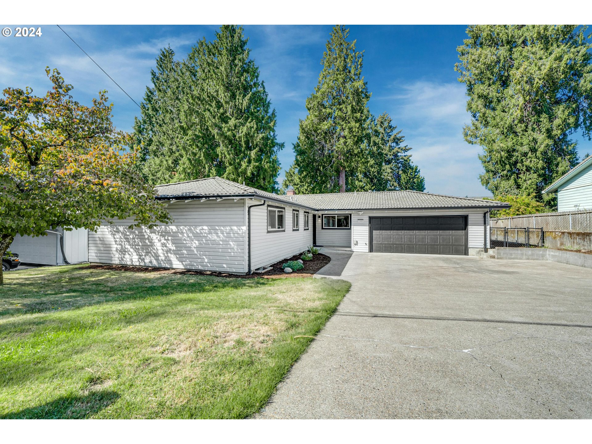 Beckman Ave, Portland, OR 97222