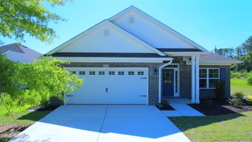 1237 Mandevilla Dr Se, Bolivia, NC, 28422-7411 | Card Image