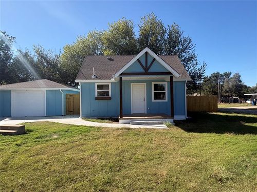 205 Nw 2nd St, Tuttle, OK, 73089-9023 | Card Image