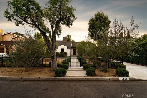 4845 Matilija Ave, Sherman Oaks, CA, 91423-2422 | Card Image