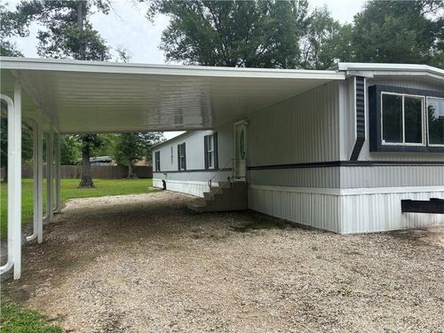 13071 Mayeaux Ln, Hammond, LA, 70401-6329 | Card Image