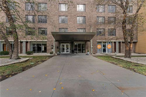 4f-600 8th St, Kansas City, MO, 64106-1619 | Card Image