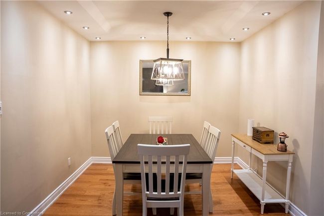 12 - 320 Hamilton Dr, Townhouse with 3 bedrooms, 3 bathrooms and 3 parking in Ancaster ON | Image 10