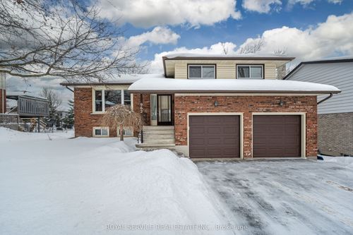 962 Golfview Rd, Peterborough, ON, K9J7W4 | Card Image