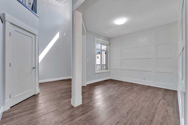 197 Kinniburgh Circle, House other with 5 bedrooms, 5 bathrooms and 6 parking in Chestermere AB | Image 8