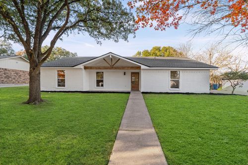 336 Oakwood Ln, Hewitt, TX, 76643-3026 | Card Image