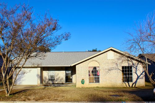 11914 Welcome Dr, Live Oak, TX, 78233-2871 | Card Image