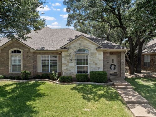 333 Old Mill Creek Dr, Waco, TX, 76712-6448 | Card Image