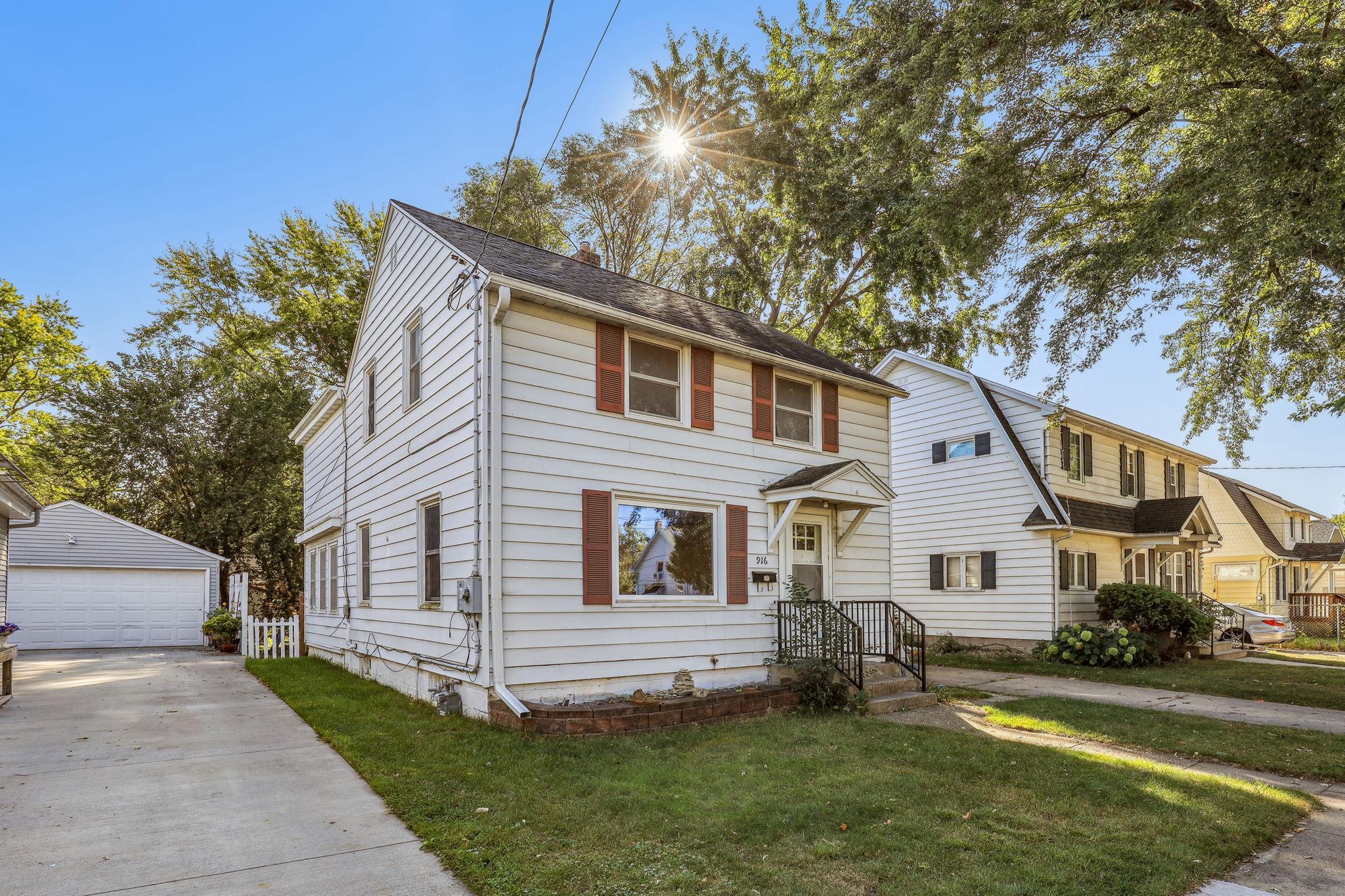 4th Ave, Rochester, MN 55904