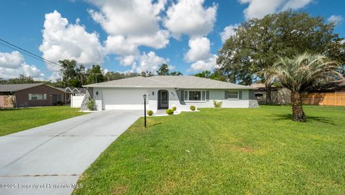 8470 Fowler Ln, SPRING HILL, FL, 34608-4050 | Card Image