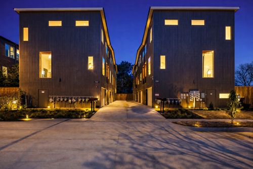 2147 Mail Ave, Dallas, TX, 75235-3510 | Card Image