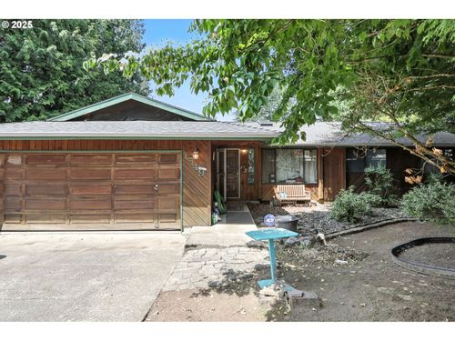 1549 Sw 13th Cir, Troutdale, OR, 97060-1449 | Card Image
