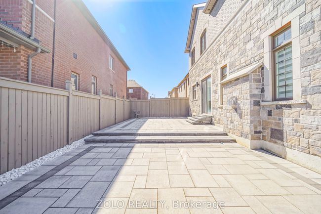 1 Penlea Gate, House other with 4 bedrooms, 4 bathrooms and 2 parking in Brampton ON | Image 6