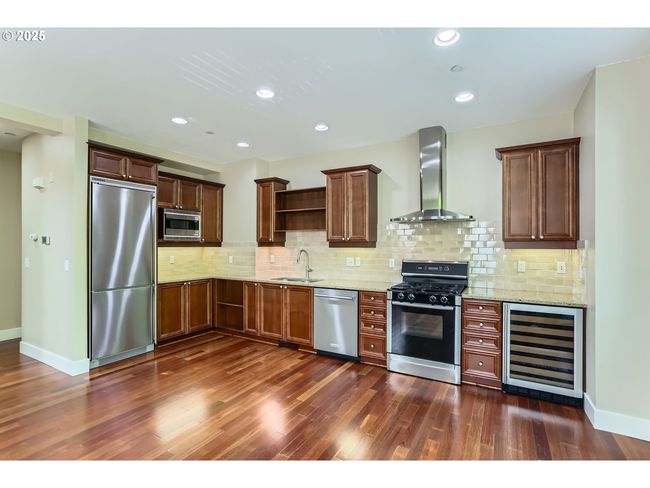 2 - 570 2 Nd St, House attached with 2 bedrooms, 3 bathrooms and 1 parking in Lake Oswego OR | Image 9