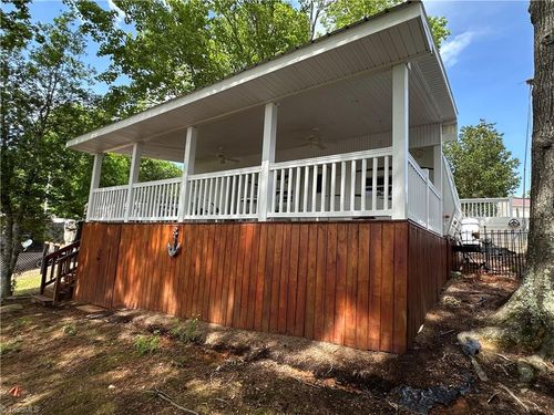 164 Dogwood Cir, New London, NC, 28127-7822 | Card Image