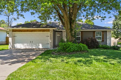3539 S Walnut Hill Dr, Springfield, MO, 65807-7474 | Card Image
