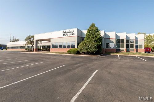 707 Spirit 40 Park Dr, Chesterfield, MO, 63005-1138 | Card Image