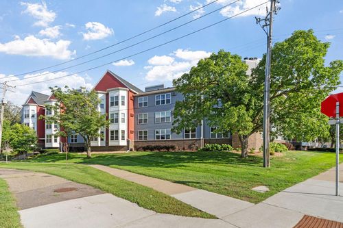 325-720 3rd Ave Ne, Minneapolis, MN, 55413-2696 | Card Image