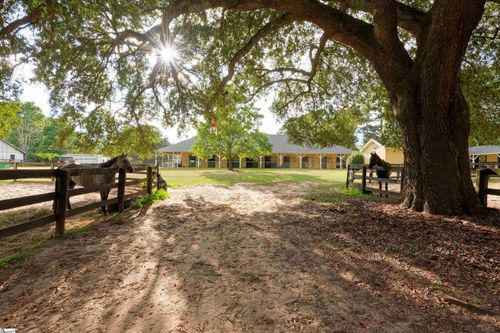 844, 846 Se Two Notch Road, Aiken, SC, 29801 | Card Image