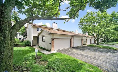 878-878 Swan Ln, Deerfield, IL, 60015-3671 | Card Image