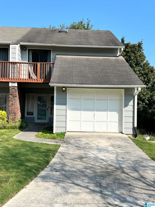 3432 Cedar Crest Cir, Hoover, AL, 35216-5361 | Card Image