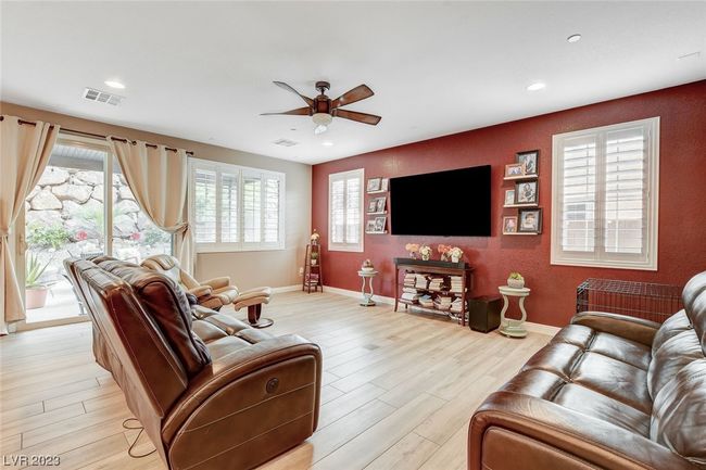 921 Jasmine Star Ct, House other with 4 bedrooms, 3 bathrooms and null parking in Henderson NV | Image 6
