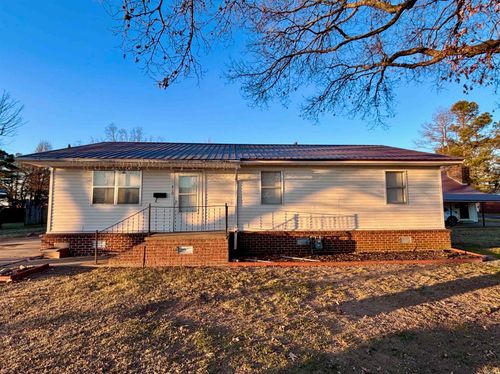 410 E Elm St, Walnut Ridge, AR, 72476-2817 | Card Image